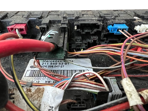 Boîte de relais de fusible arrière Sam Mercedes Benz