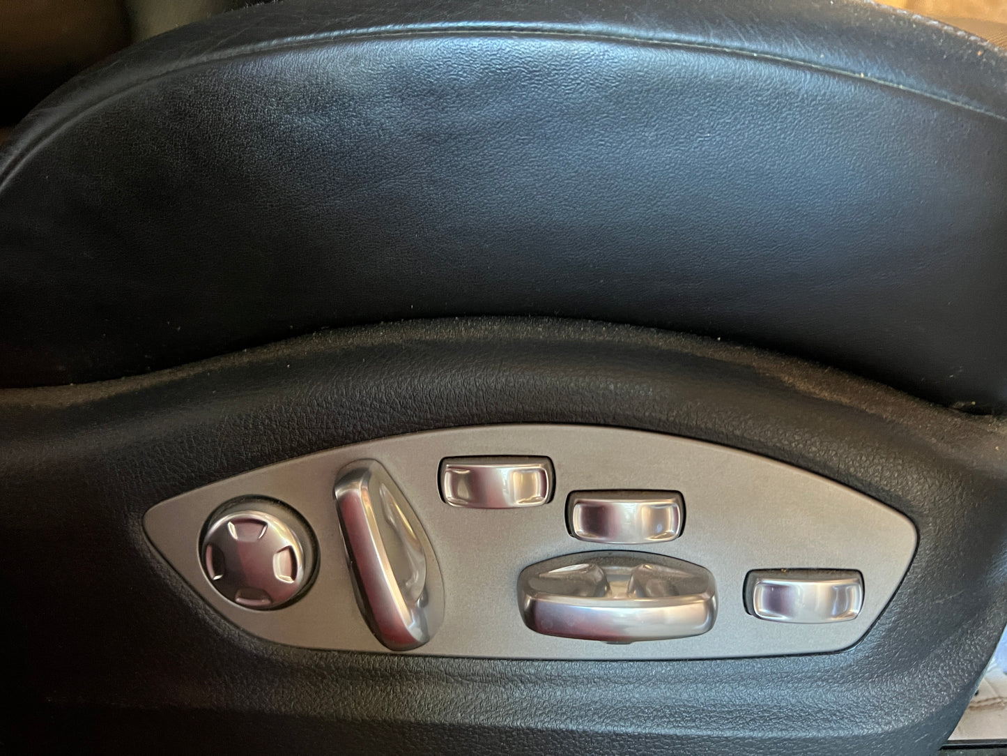 Porsche Macan Front Seats L+R