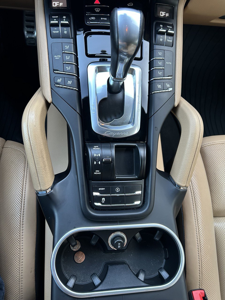 2018 PORSCHE CAYENNE S