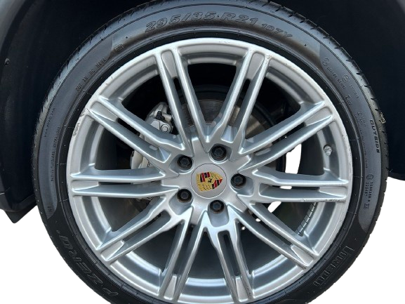 2018 PORSCHE CAYENNE S