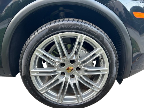 2018 PORSCHE CAYENNE S
