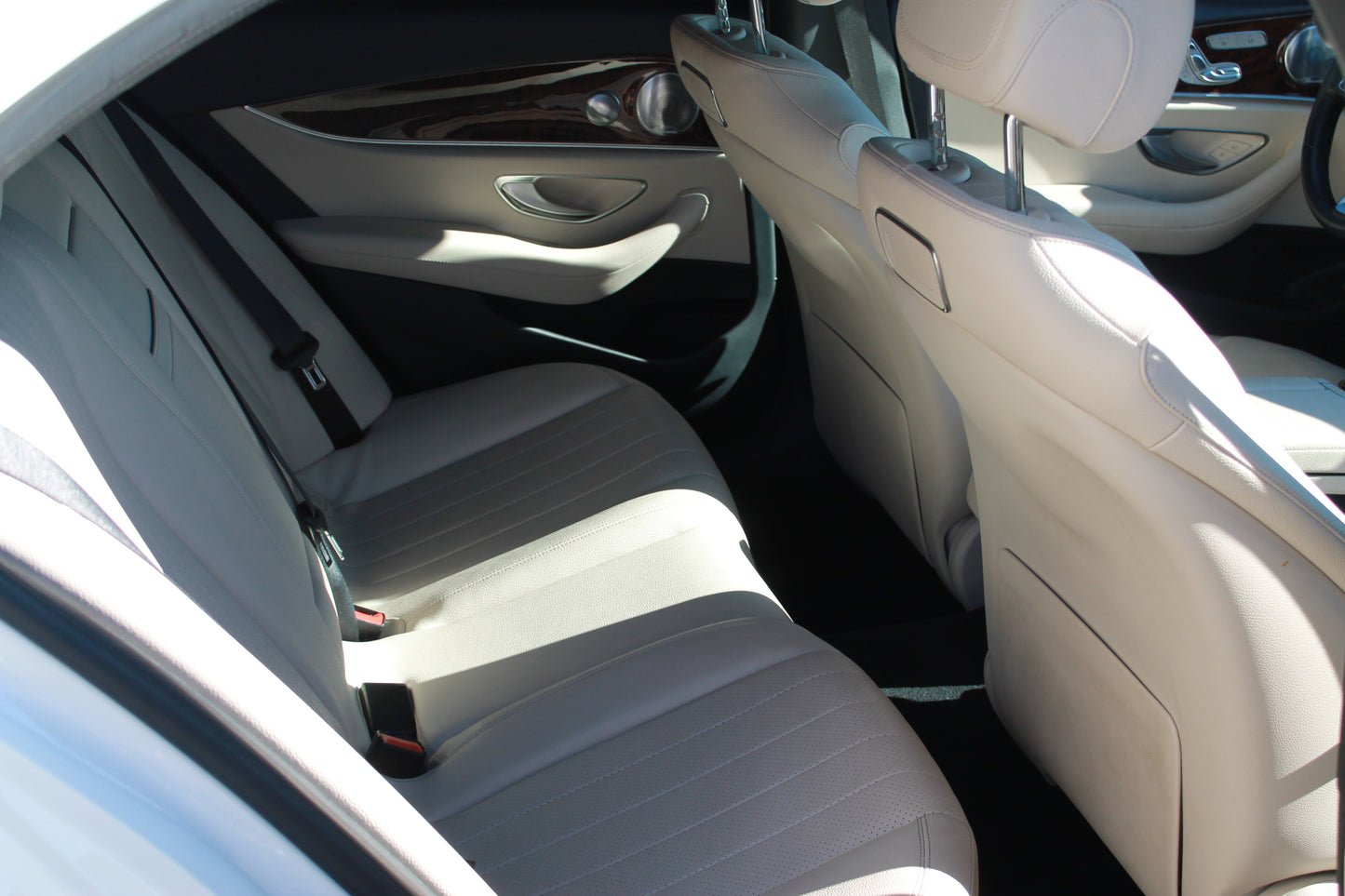 2018 Mercedes Benz E300 4 MATIC