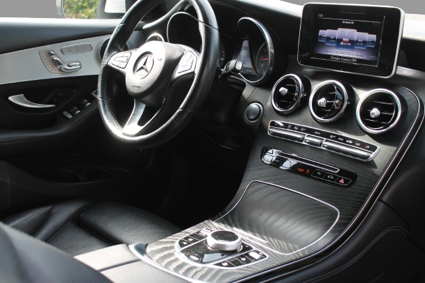2019 Mercedes Benz GLC300